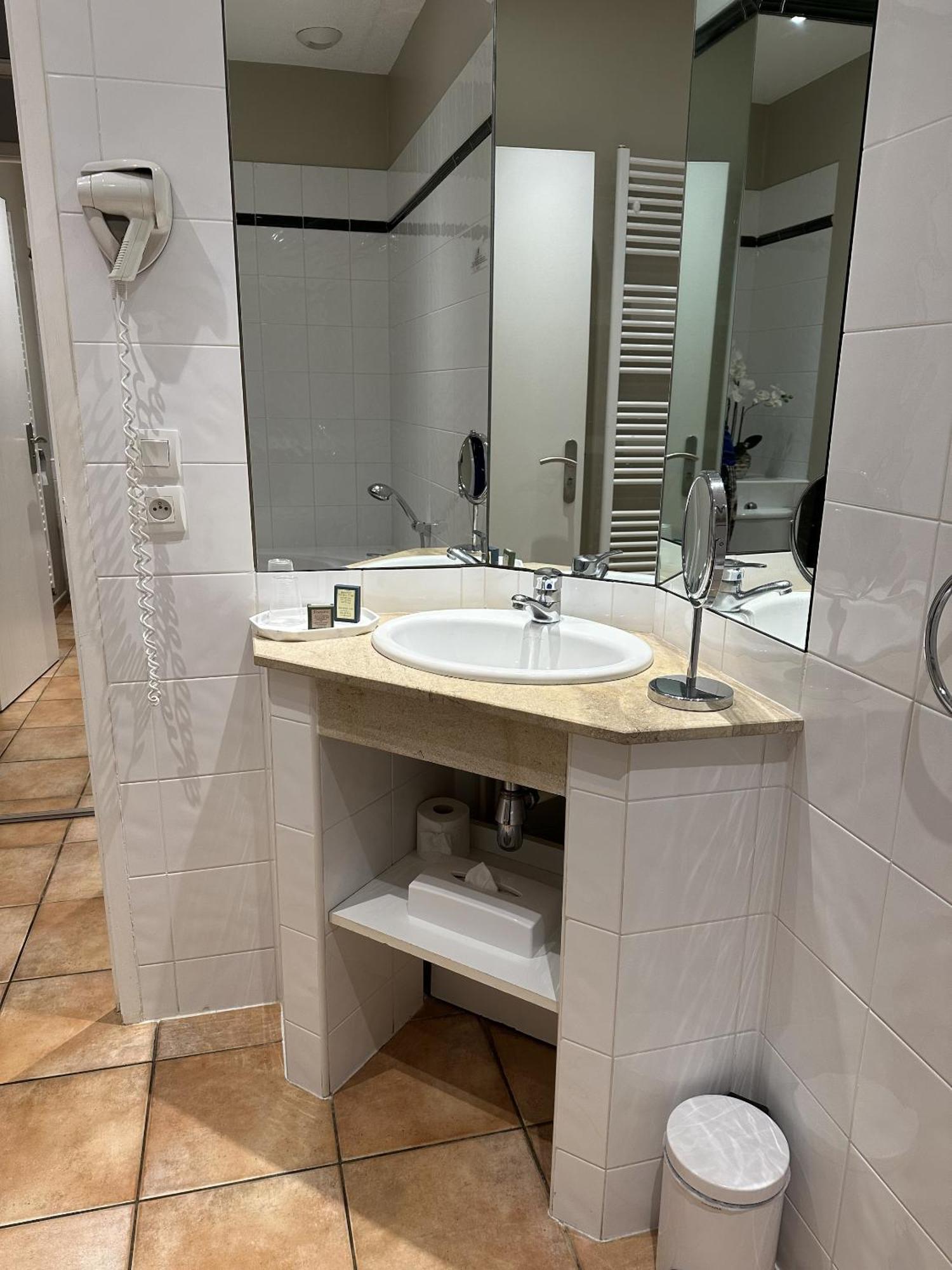 Hotel La Bastide Saint Martin Carcasona Habitación foto